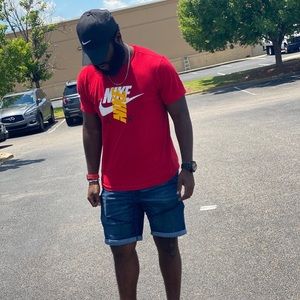 Meet your Posher, Justin